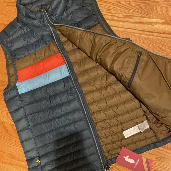Brand new COTOPAXI Men Fuego Down Vest—(XL)—800 Down Puffer Vest Jacket - Picture 3 of 6